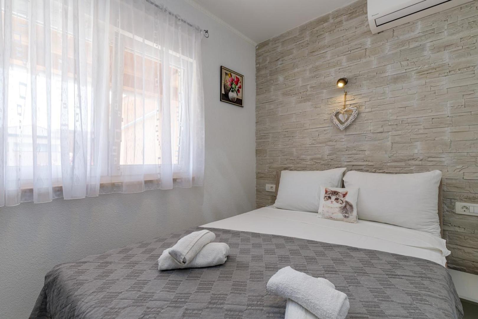Genoa Rooms Пореч Стая снимка